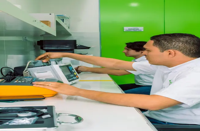 MANTENIMIENTO PREVENTIVO Y CORRECTIVO DE EQUIPOS MÉDICOS